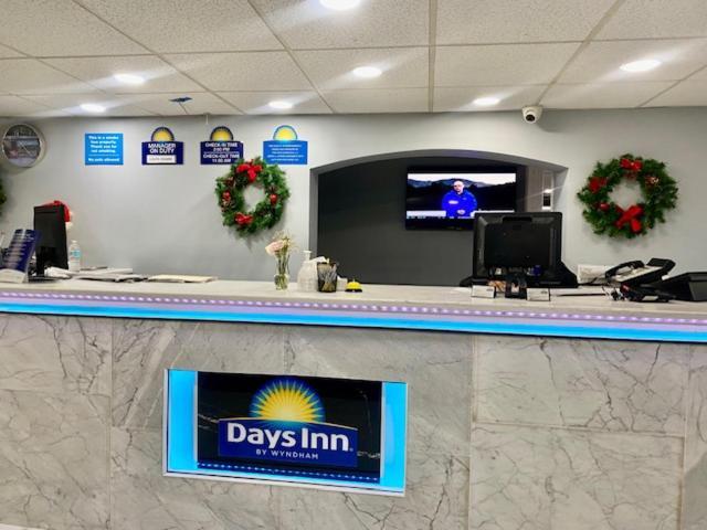 Days Inn By Wyndham Scranton Pa Dickson City Екстер'єр фото
